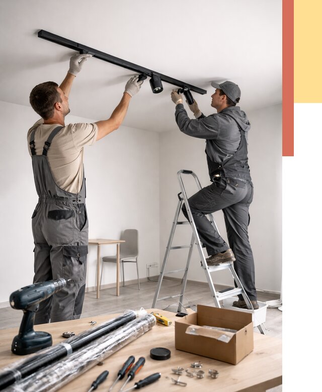 Установка трековых светильников в натяжной потолок в Арсеньеве от 4318 руб. | ОТДЕЛОЧНИК-Рсн